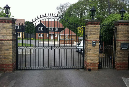 gates-for-driveways-(5)